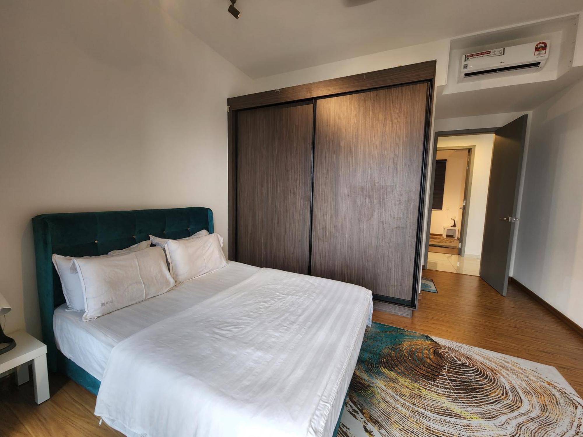 Panoramic Penang Seaview/city View By Beacon Executive George Town