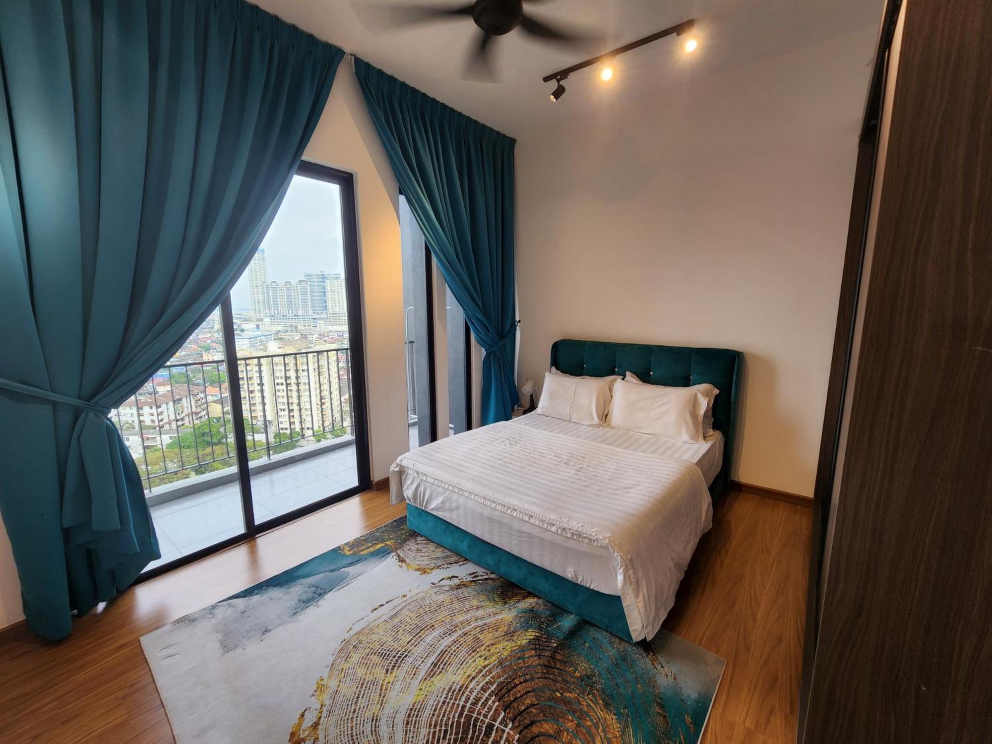 Panoramic Penang Seaview/city View By Beacon Executive