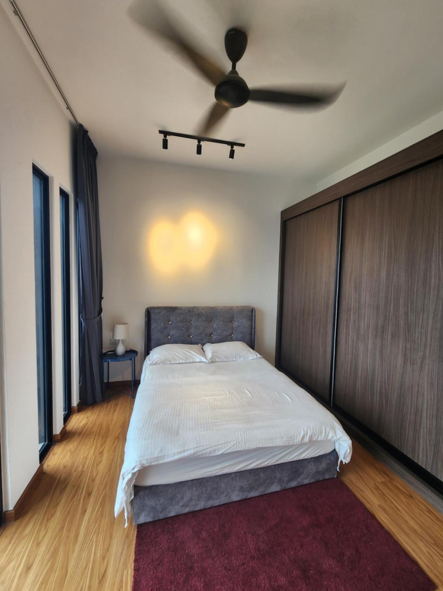 Beacon Executive Premium Apartment George Town