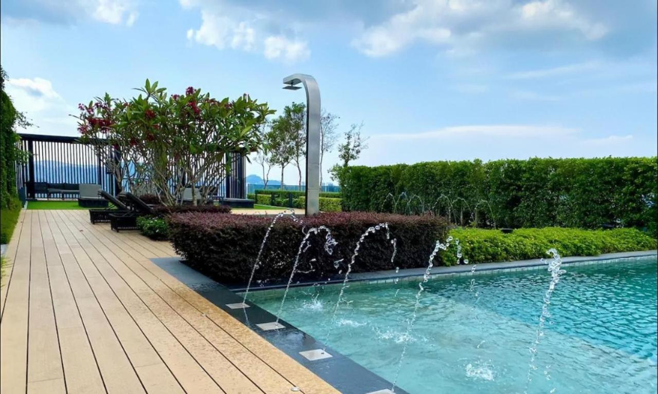 Apartment Beacon Executive Premium George Town